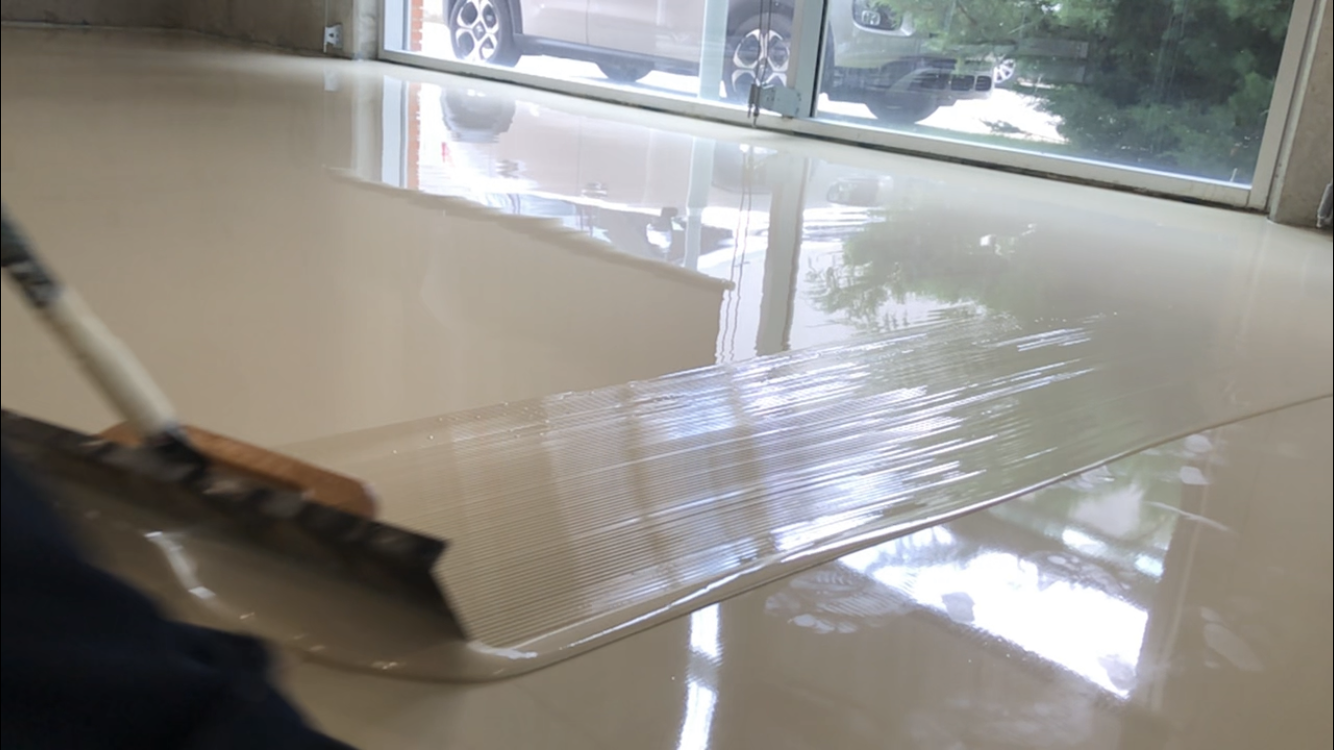 POLIÜRETAN SELF LEVELLING